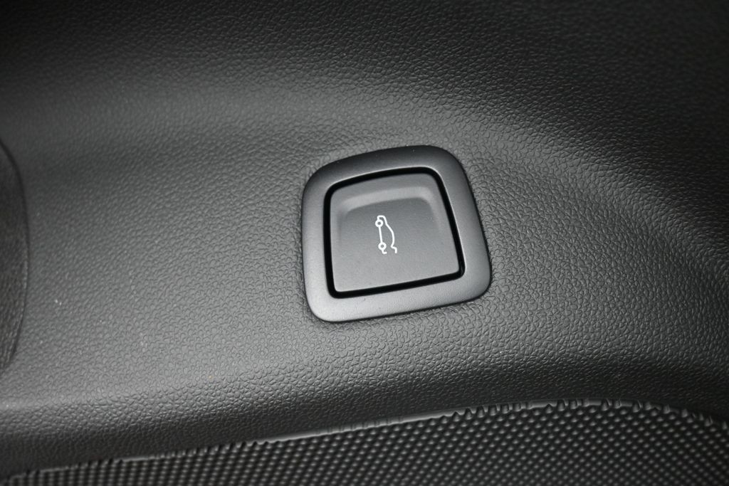 Cadillac CT5 Vehicle Full-screen Gallery Image 27