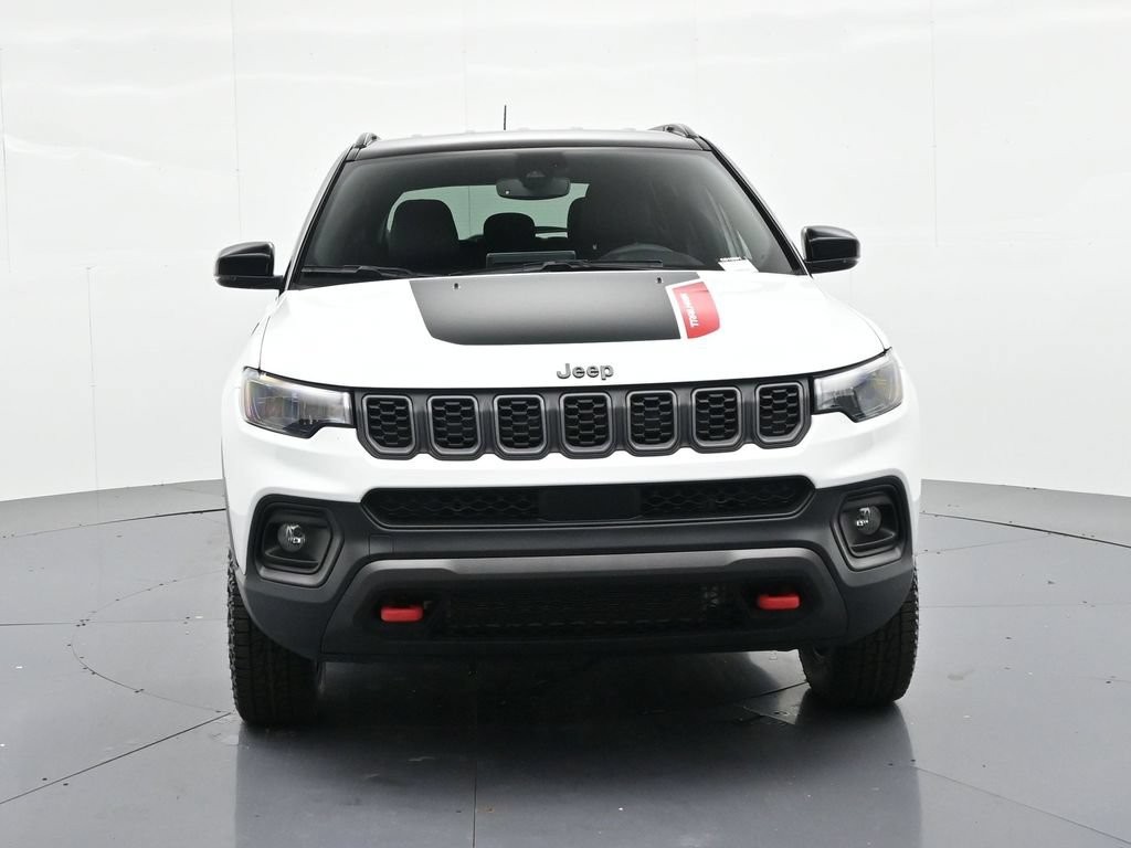 Jeep Compass Vehicle Full-screen Gallery Image 2