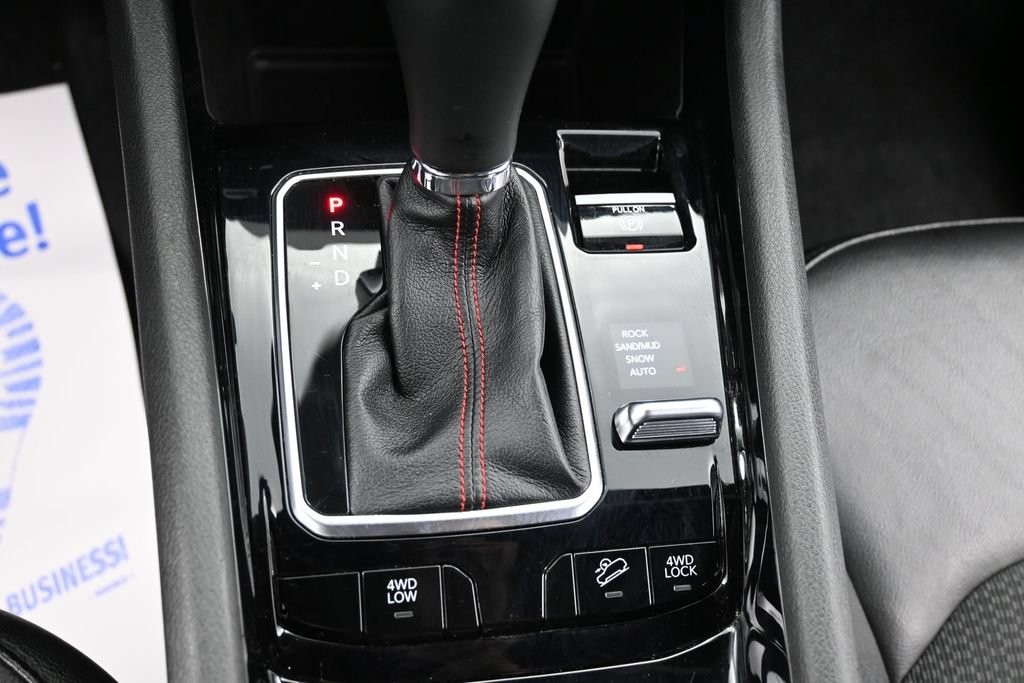 Jeep Compass Vehicle Full-screen Gallery Image 11