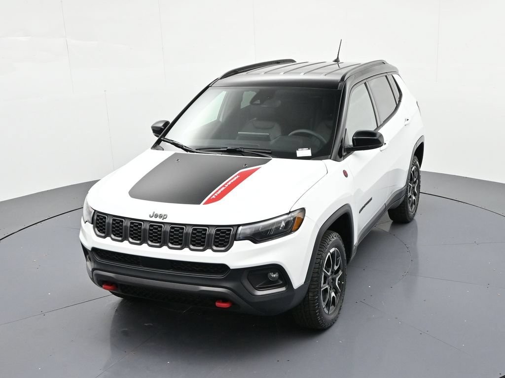 Jeep Compass Vehicle Full-screen Gallery Image 16