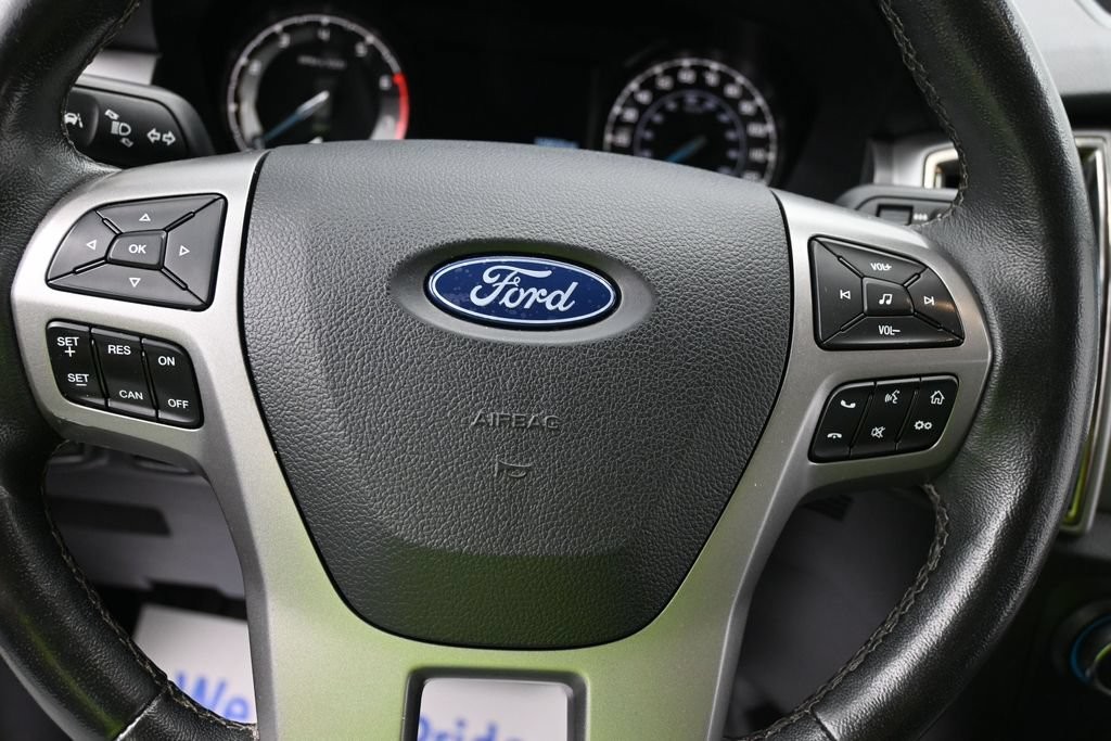 Ford Ranger Vehicle Full-screen Gallery Image 11