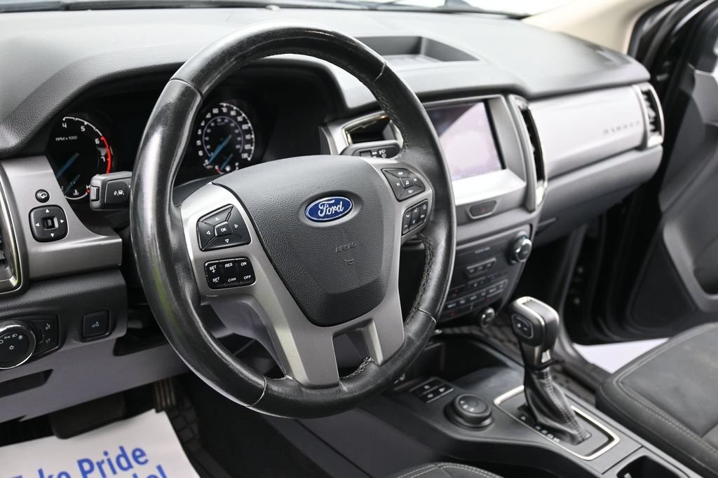 Ford Ranger Vehicle Full-screen Gallery Image 12