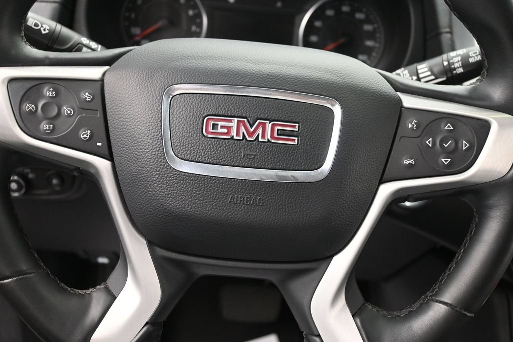 GMC Terrain Vehicle Full-screen Gallery Image 12