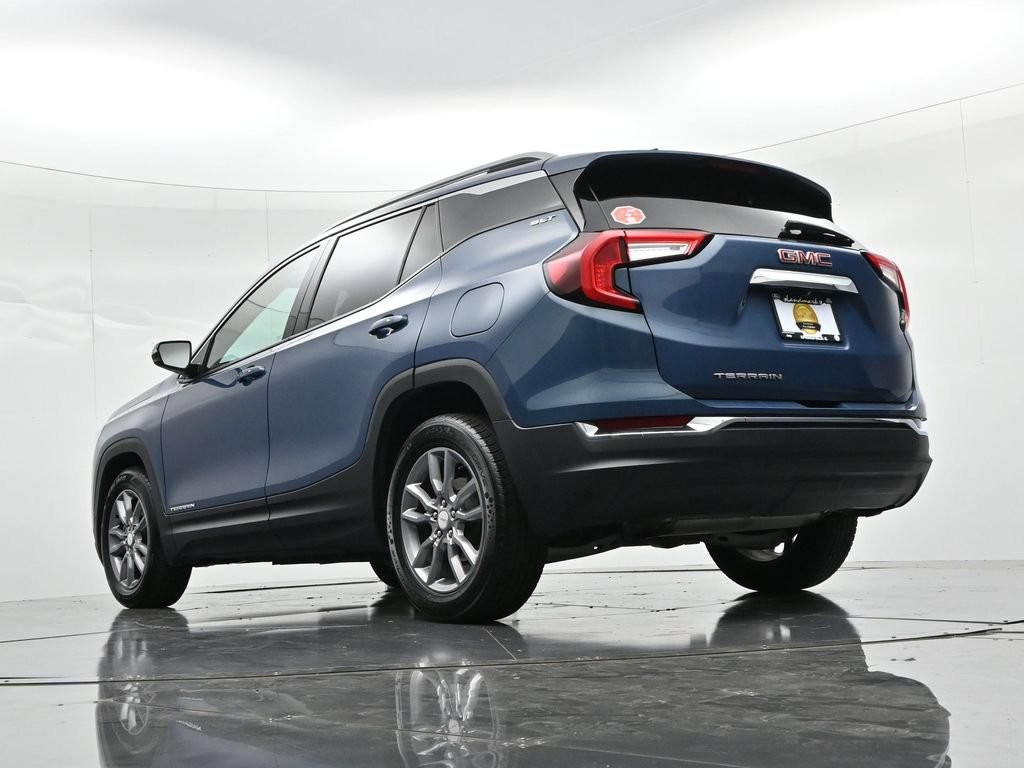 GMC Terrain Vehicle Full-screen Gallery Image 18