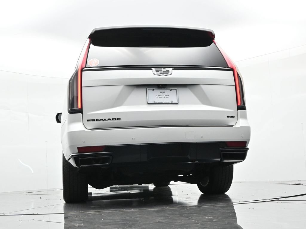 Cadillac Escalade Vehicle Full-screen Gallery Image 19