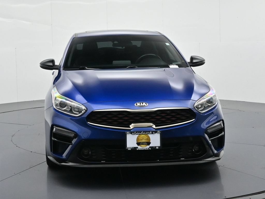 Kia Forte Vehicle Full-screen Gallery Image 3