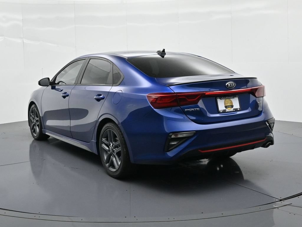 Kia Forte Vehicle Full-screen Gallery Image 8