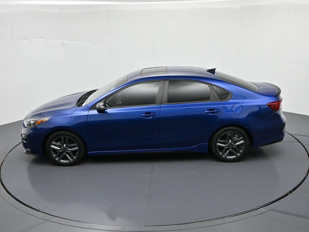 Kia Forte Vehicle Full-screen Gallery Image 18
