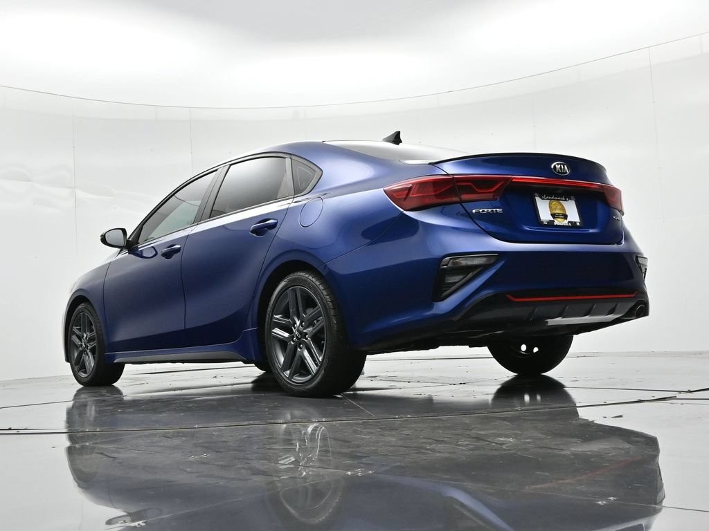 Kia Forte Vehicle Full-screen Gallery Image 19