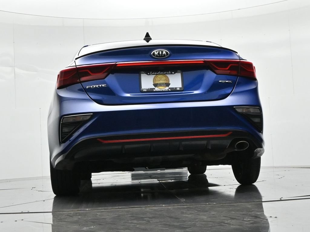 Kia Forte Vehicle Full-screen Gallery Image 20