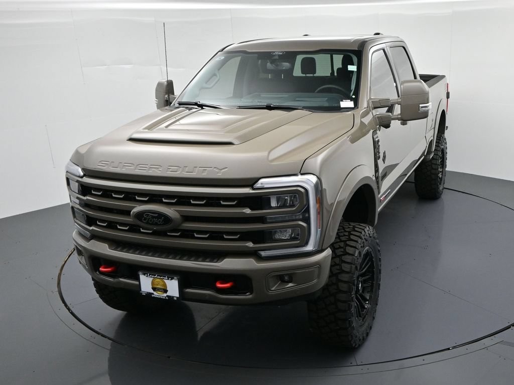Ford F-250SD Vehicle Full-screen Gallery Image 20