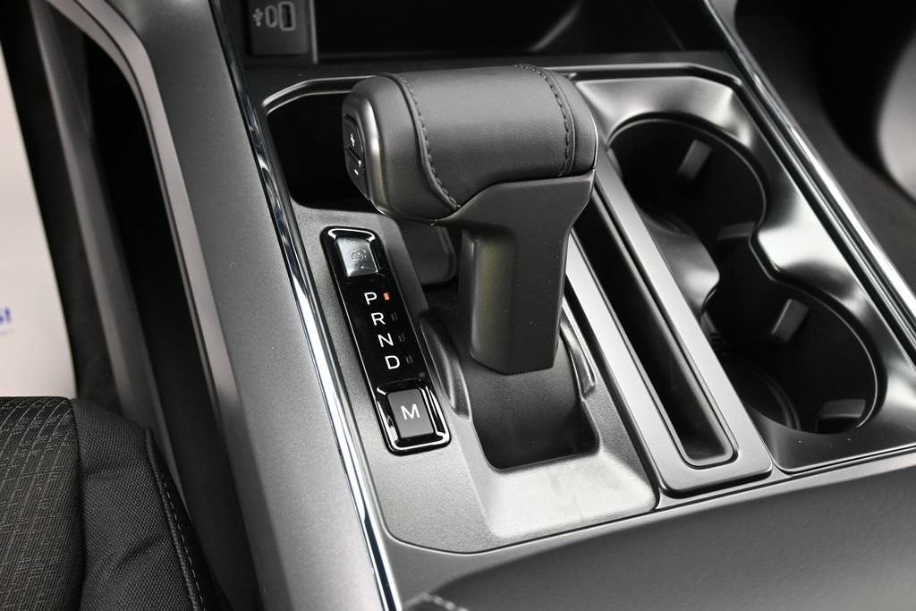 Ford F-150 Vehicle Full-screen Gallery Image 14