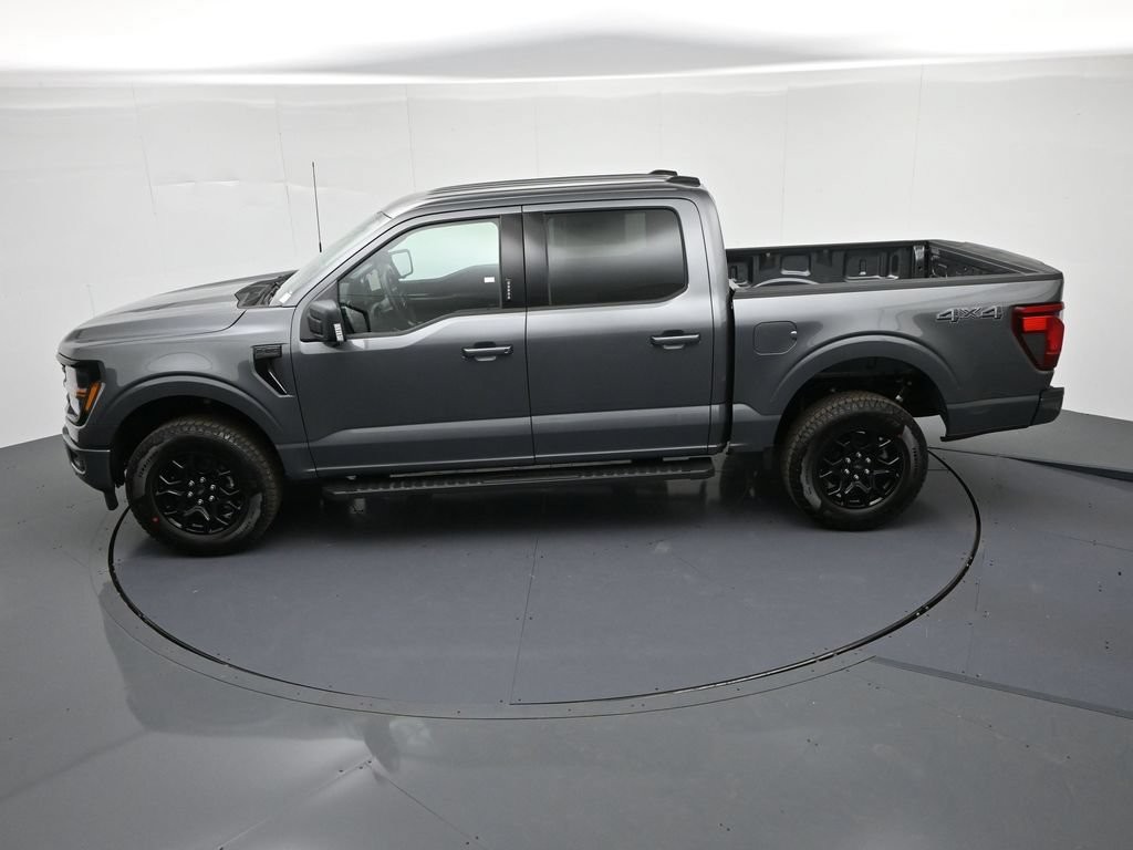 Ford F-150 Vehicle Full-screen Gallery Image 20