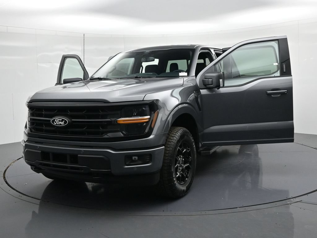 Ford F-150 Vehicle Full-screen Gallery Image 27