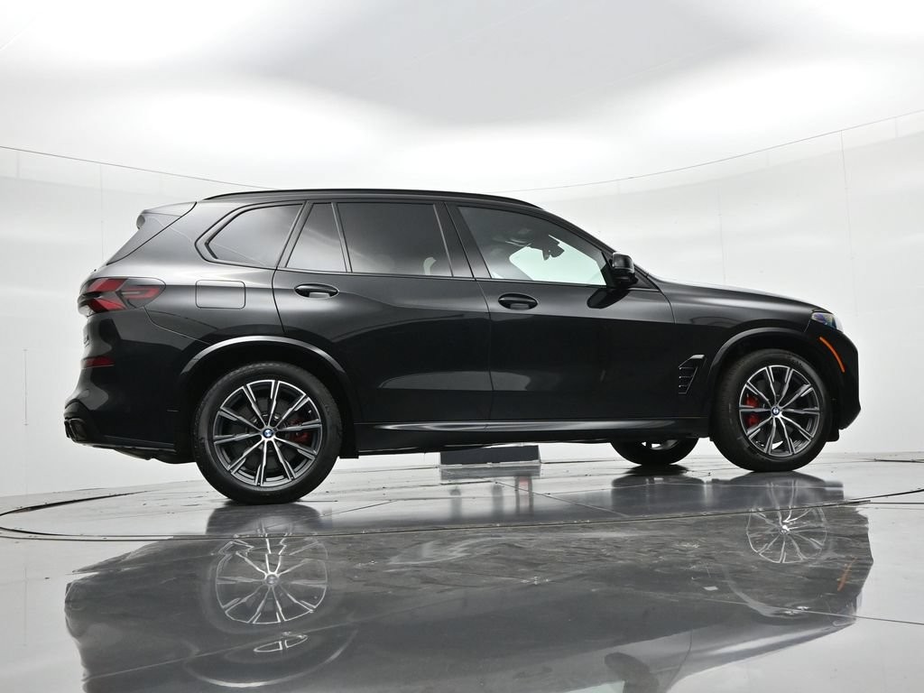 BMW X5 Vehicle Full-screen Gallery Image 25