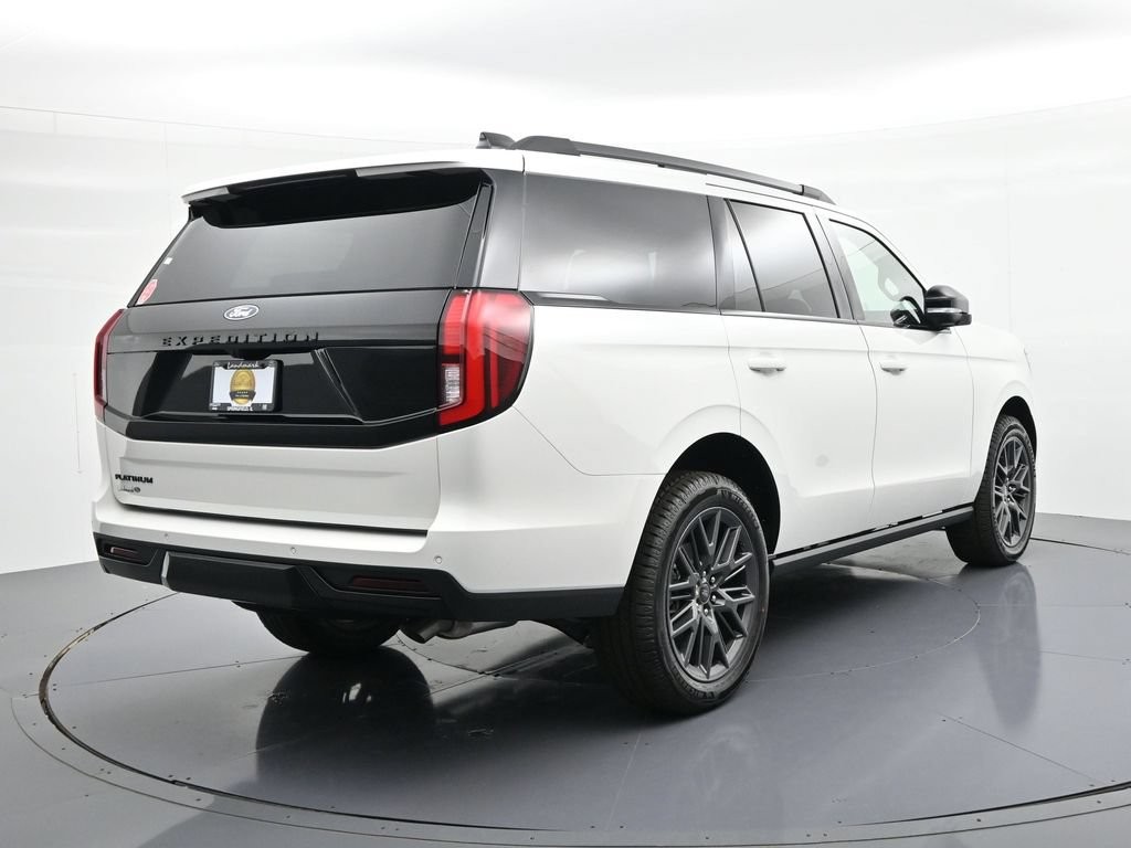 Ford Expedition Vehicle Full-screen Gallery Image 6