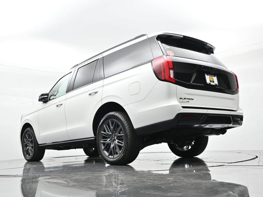 Ford Expedition Vehicle Full-screen Gallery Image 22