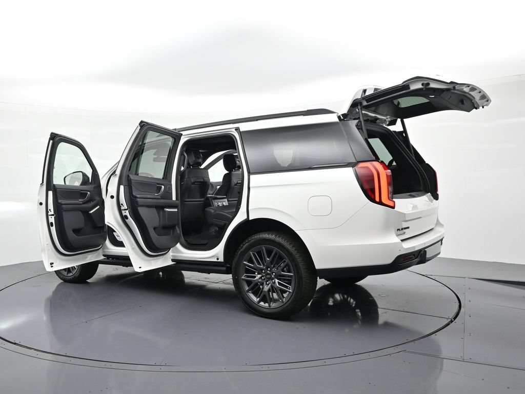 Ford Expedition Vehicle Full-screen Gallery Image 27