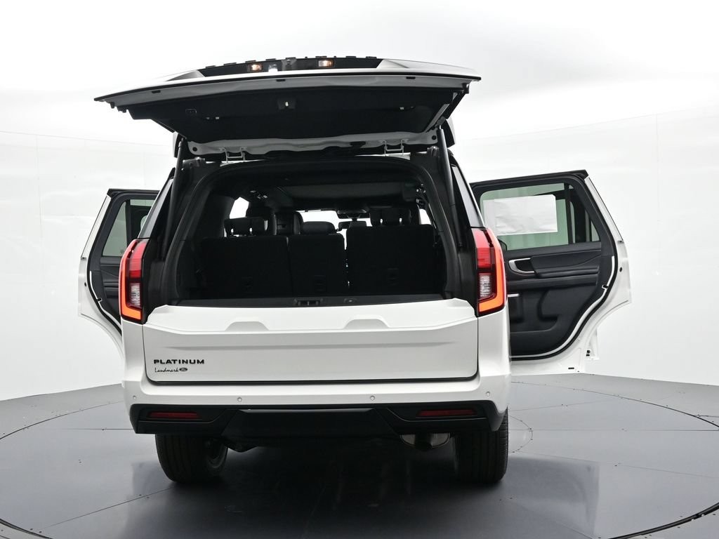 Ford Expedition Vehicle Full-screen Gallery Image 29