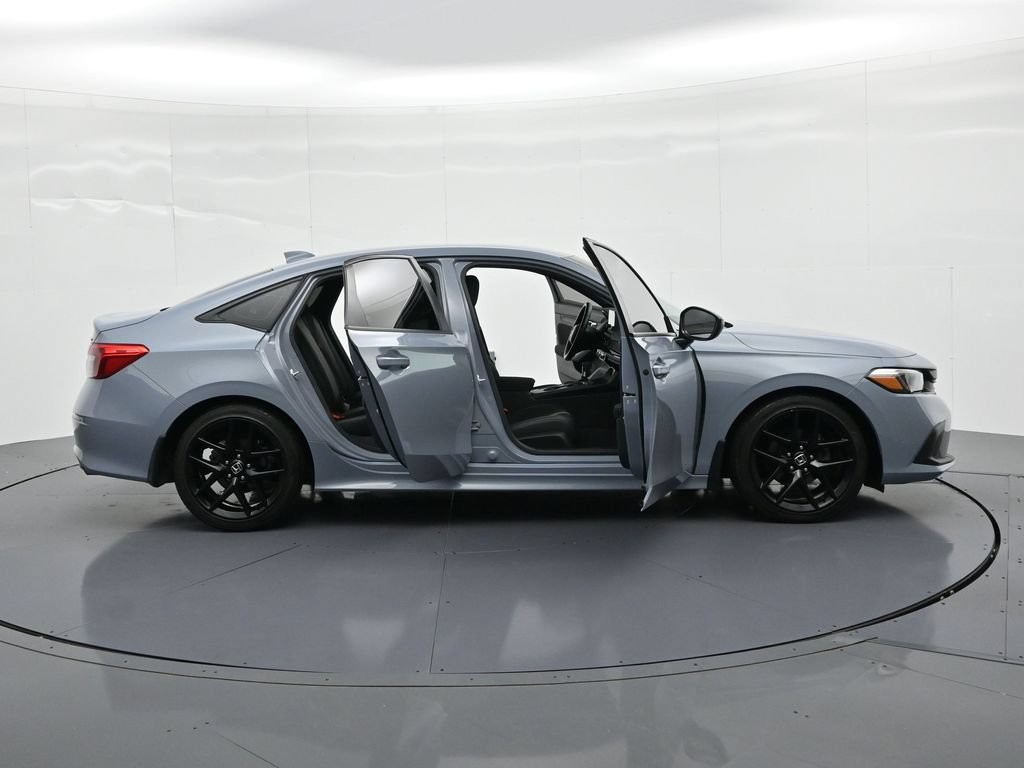 Honda Civic Sedan Vehicle Full-screen Gallery Image 24