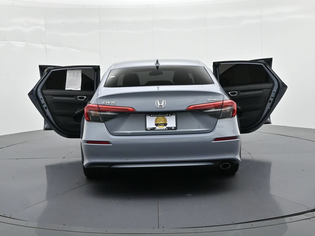 Honda Civic Sedan Vehicle Full-screen Gallery Image 27