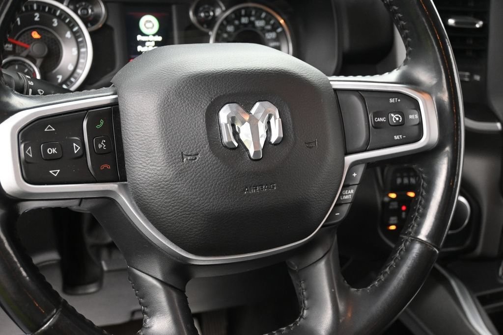 Ram 1500 Vehicle Full-screen Gallery Image 13