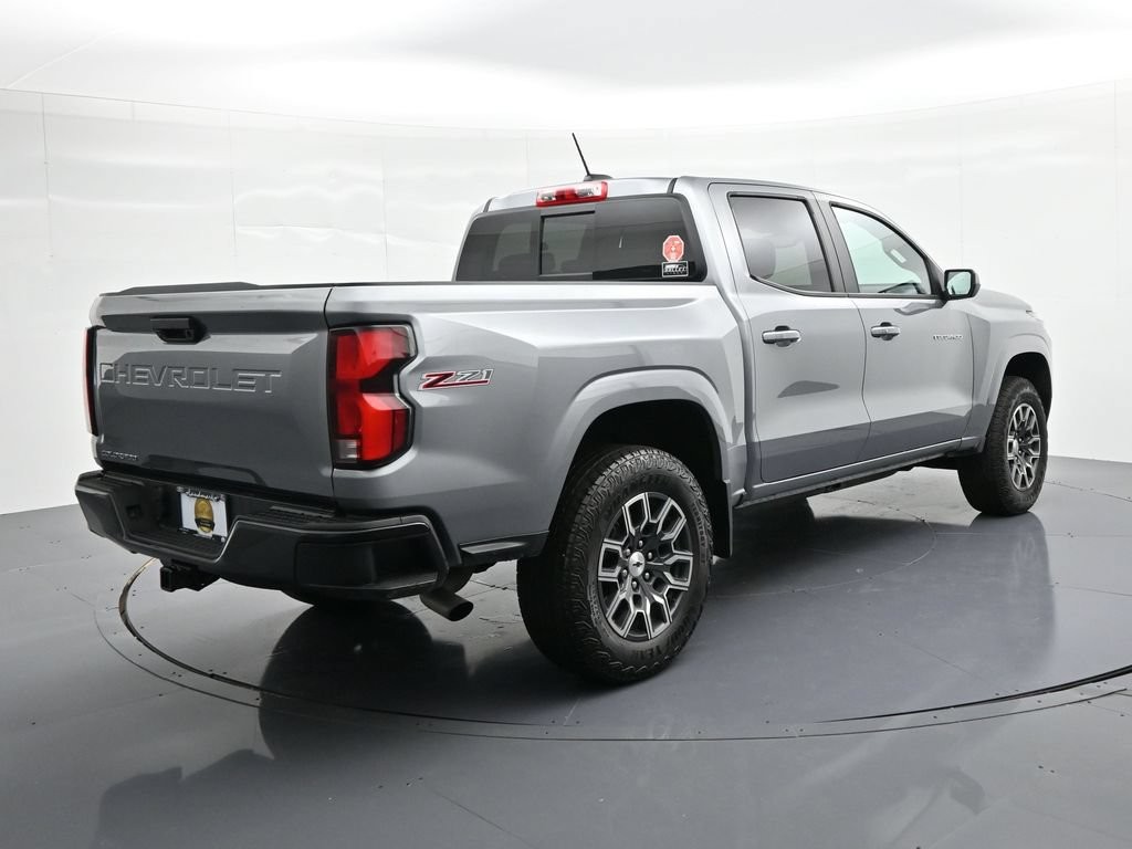 Chevrolet Colorado Vehicle Full-screen Gallery Image 5