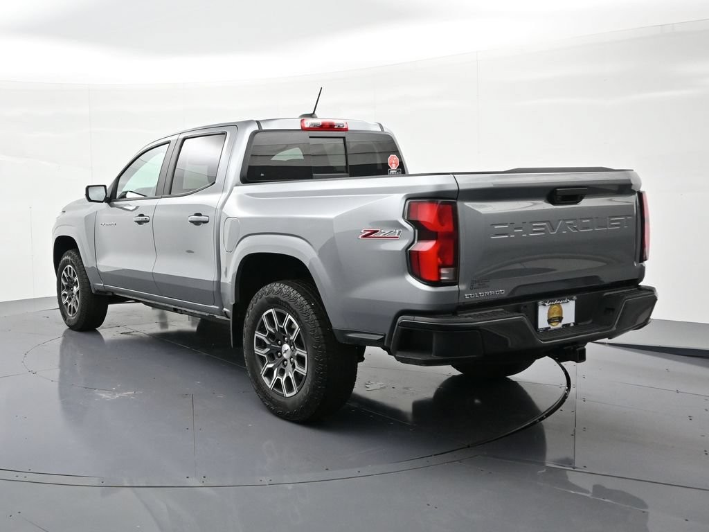 Chevrolet Colorado Vehicle Full-screen Gallery Image 7