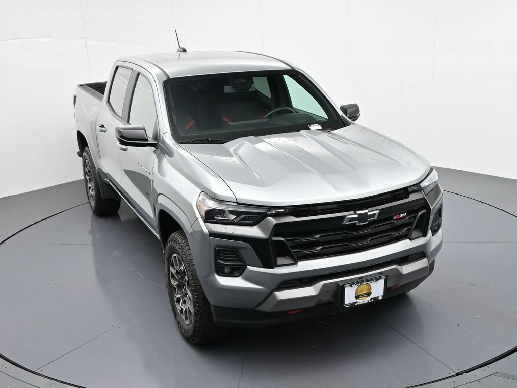 Chevrolet Colorado Vehicle Full-screen Gallery Image 20