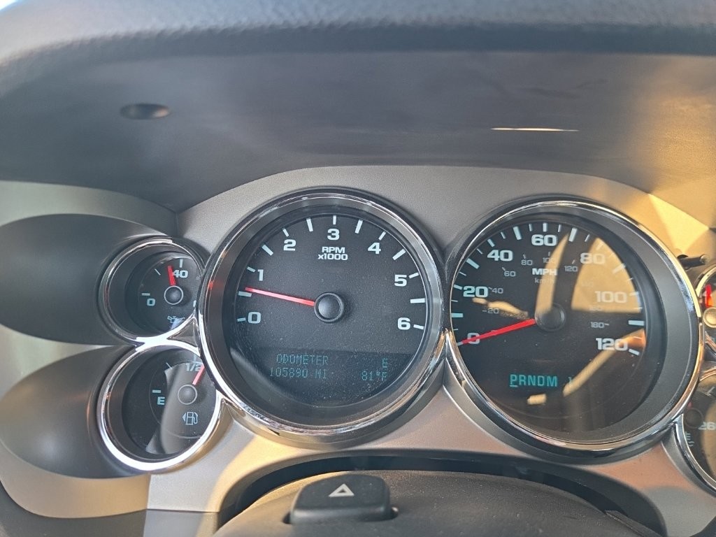 GMC Sierra 2500HD Vehicle Full-screen Gallery Image 12