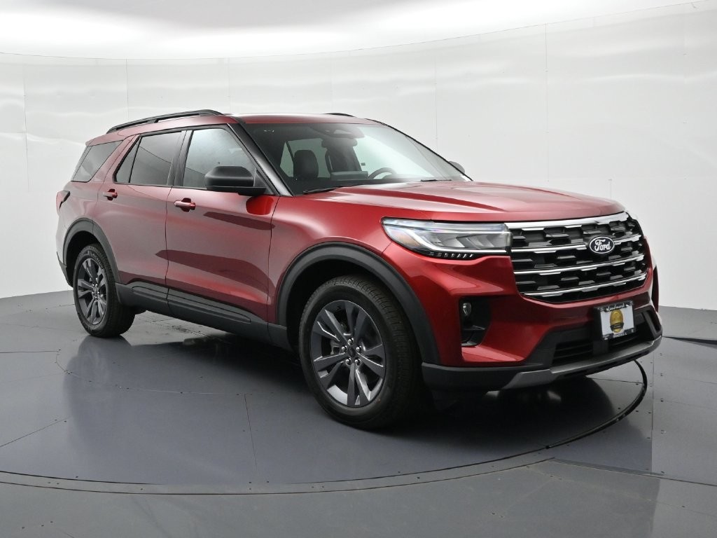 Ford Explorer Vehicle Full-screen Gallery Image 4