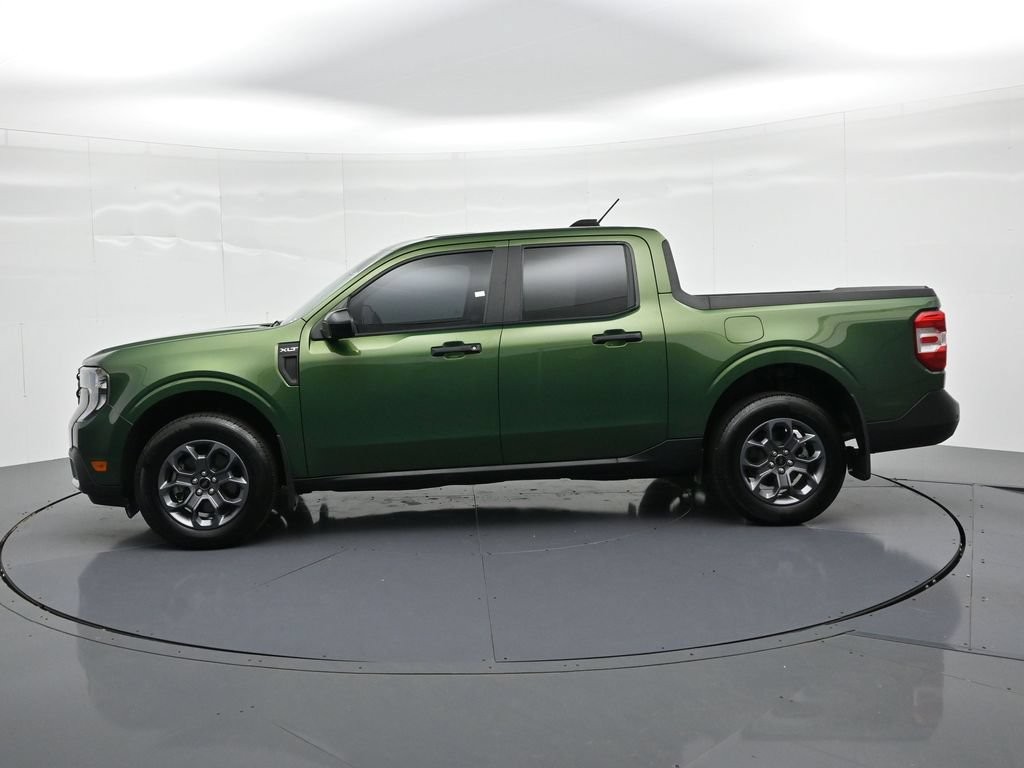 Ford Maverick Vehicle Full-screen Gallery Image 9