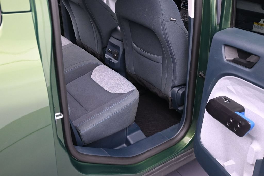 Ford Maverick Vehicle Full-screen Gallery Image 10