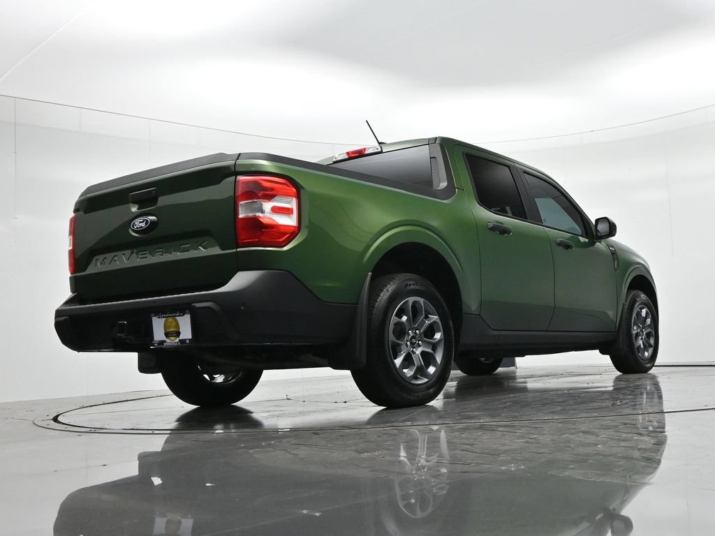 Ford Maverick Vehicle Full-screen Gallery Image 23