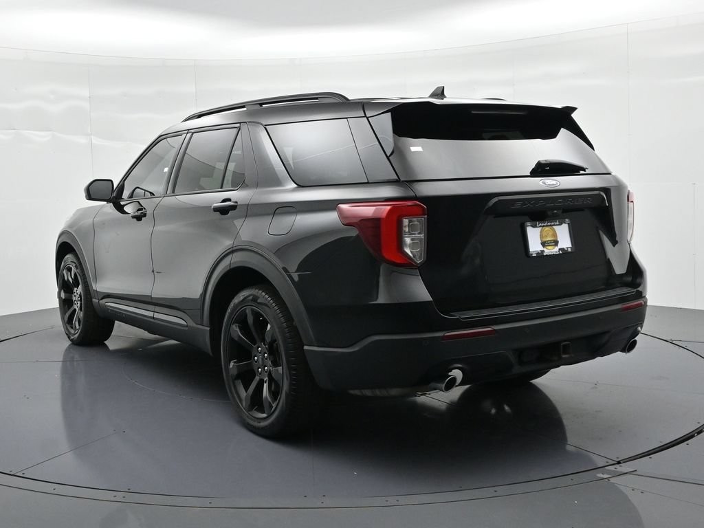 Ford Explorer Vehicle Full-screen Gallery Image 8