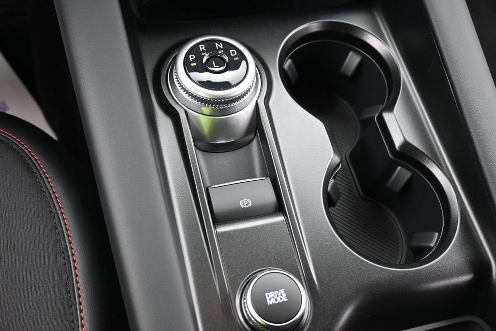 Ford Explorer Vehicle Full-screen Gallery Image 12