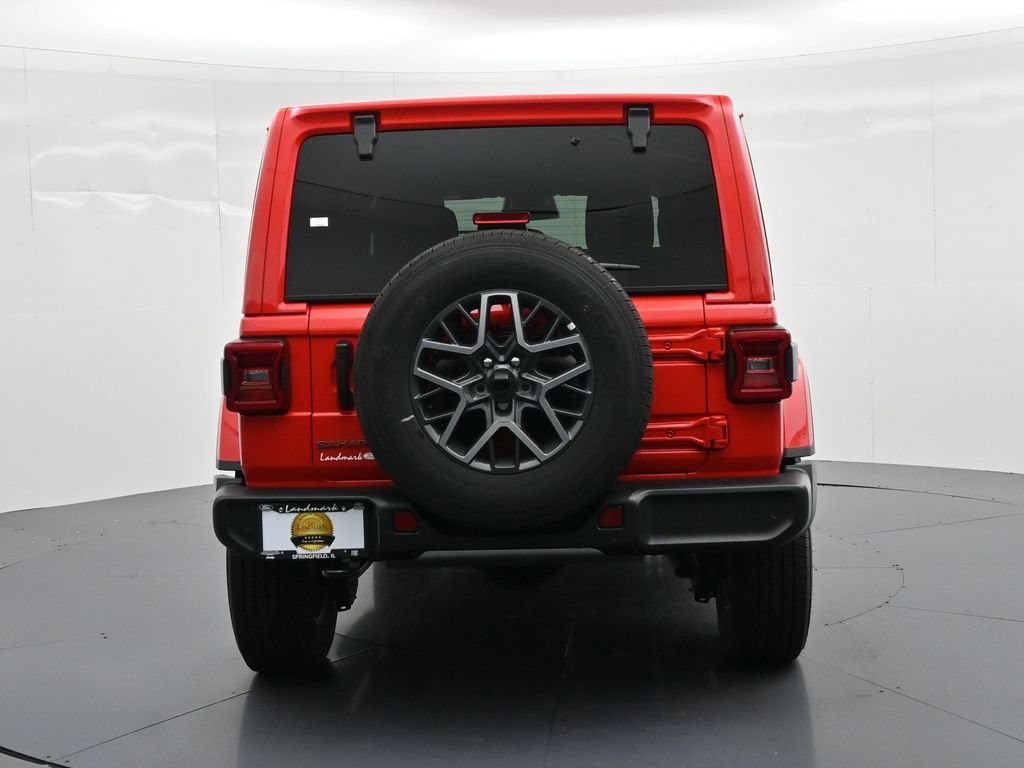 Jeep Wrangler Vehicle Full-screen Gallery Image 7