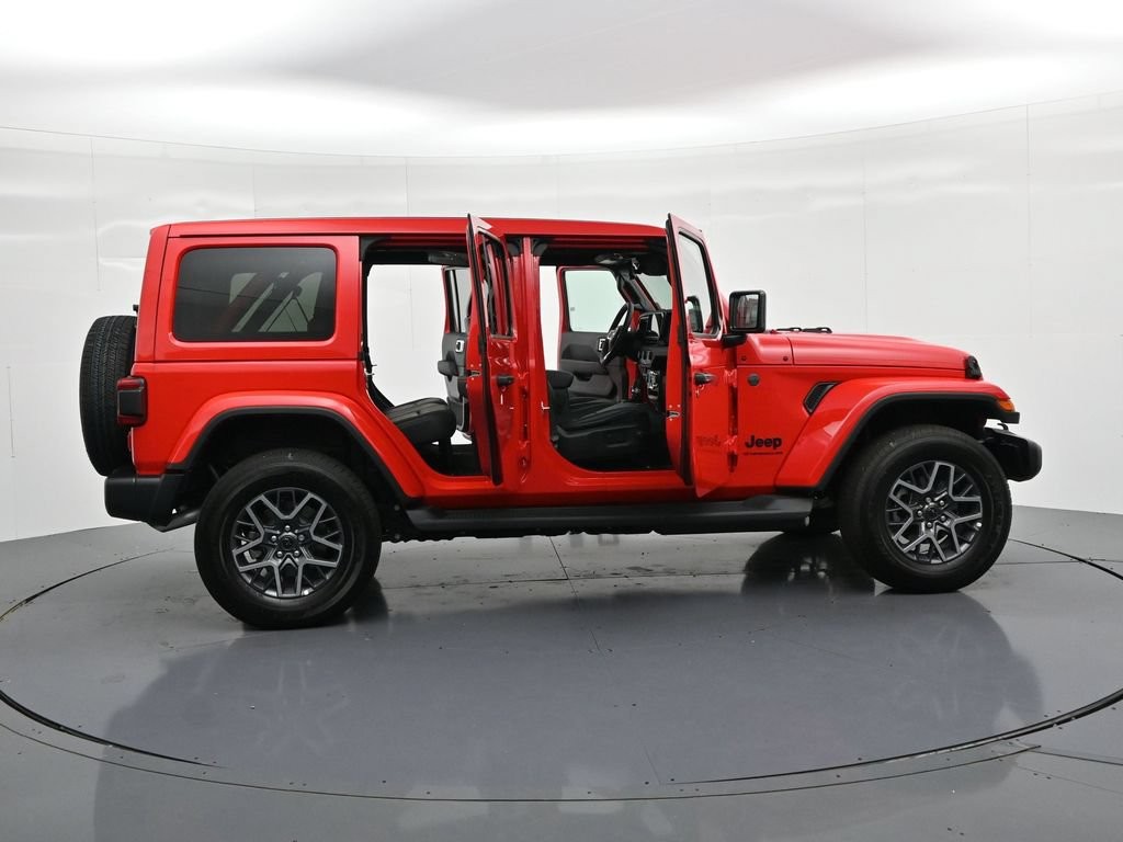 Jeep Wrangler Vehicle Full-screen Gallery Image 23