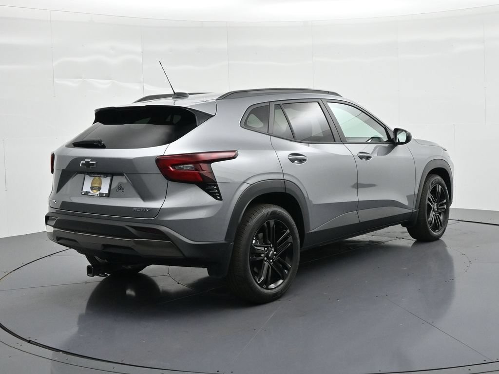Chevrolet Trax Vehicle Full-screen Gallery Image 6