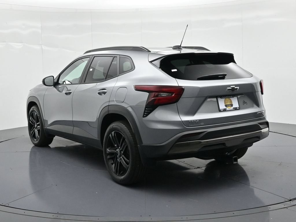 Chevrolet Trax Vehicle Full-screen Gallery Image 8