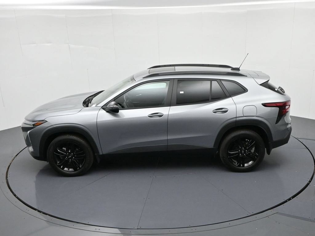 Chevrolet Trax Vehicle Full-screen Gallery Image 18
