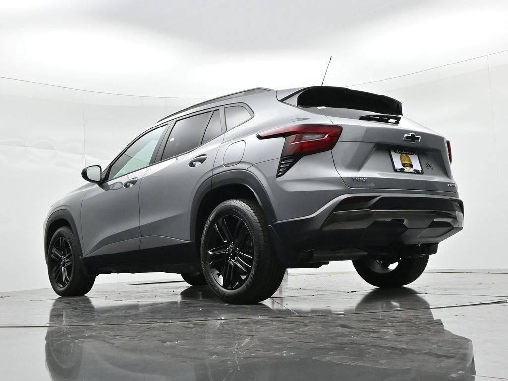 Chevrolet Trax Vehicle Full-screen Gallery Image 19