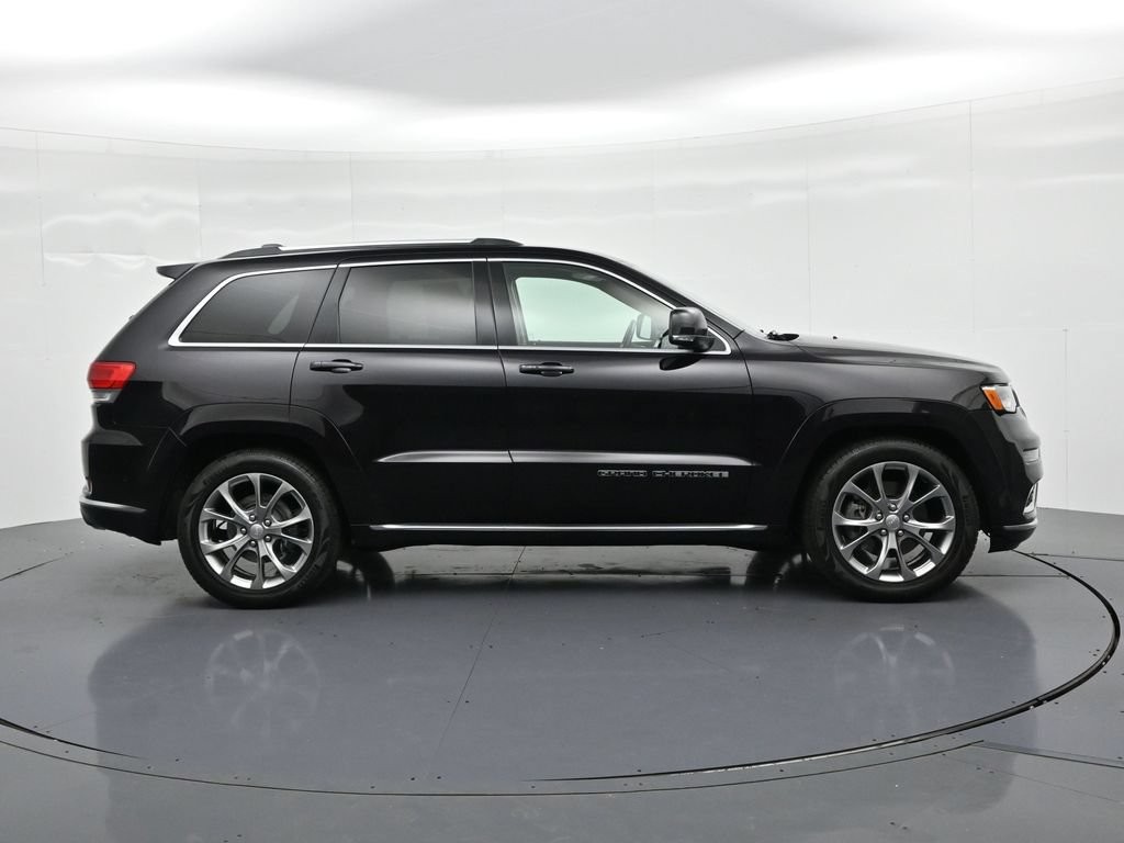 Jeep Grand Cherokee Vehicle Full-screen Gallery Image 5