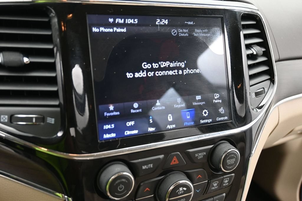 Jeep Grand Cherokee Vehicle Full-screen Gallery Image 10