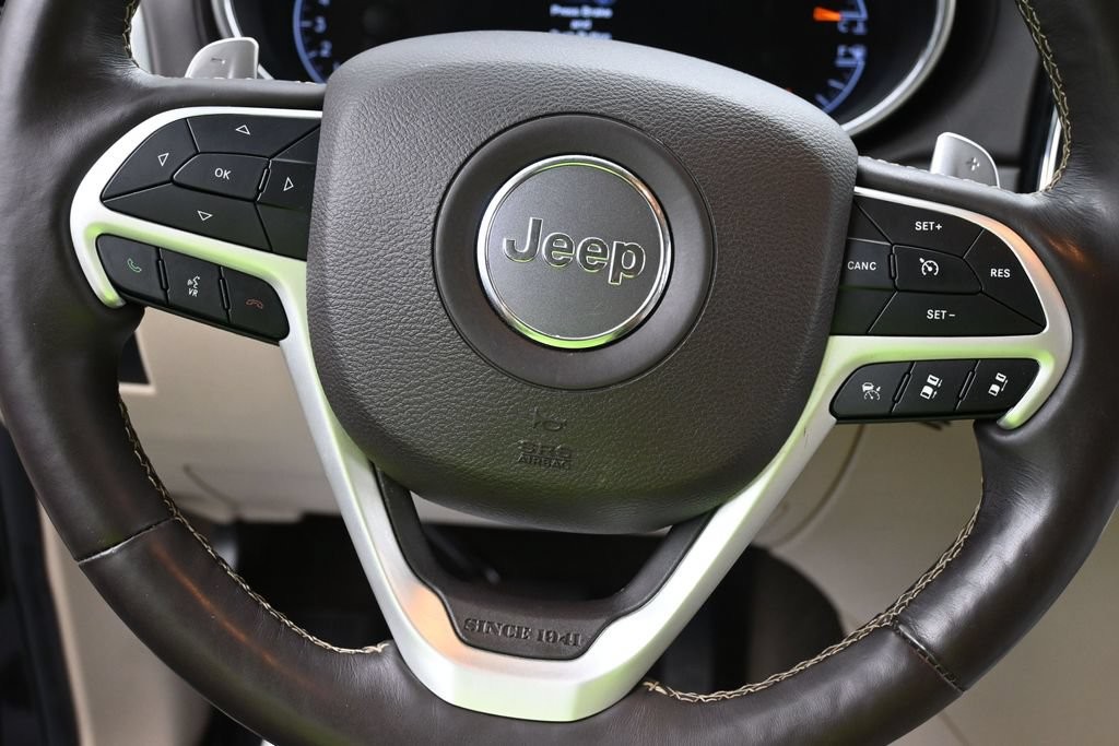 Jeep Grand Cherokee Vehicle Full-screen Gallery Image 14