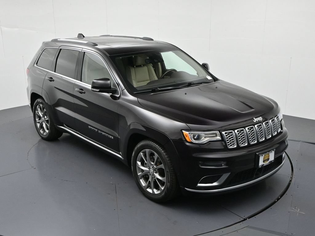 Jeep Grand Cherokee Vehicle Full-screen Gallery Image 16