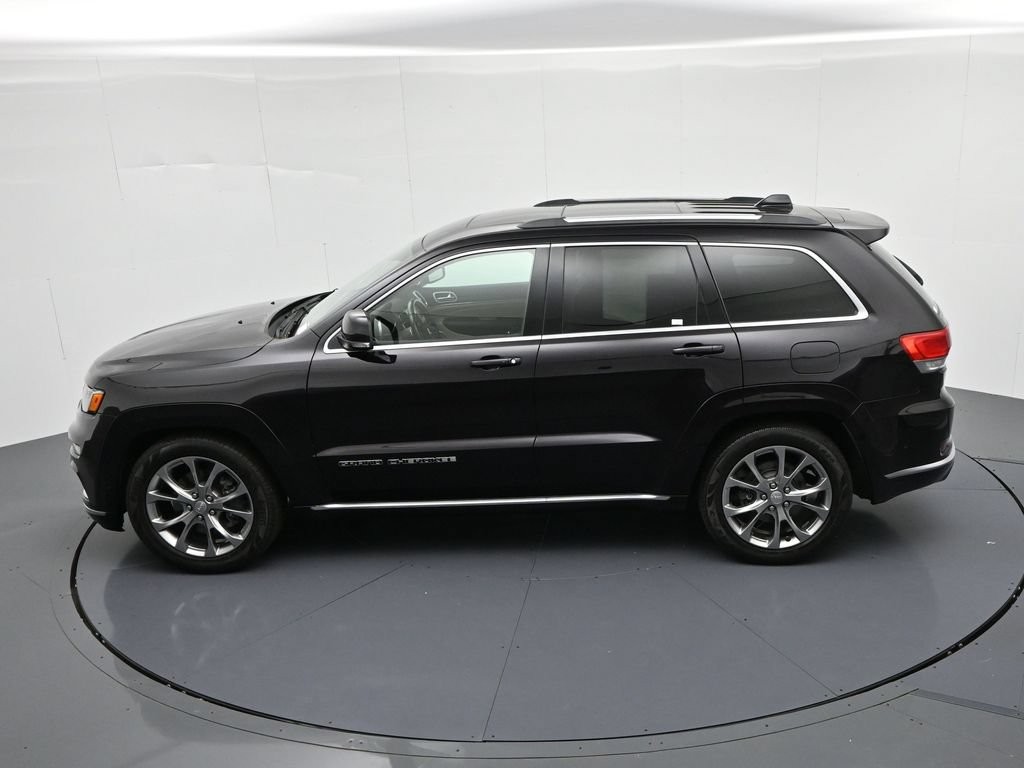 Jeep Grand Cherokee Vehicle Full-screen Gallery Image 19