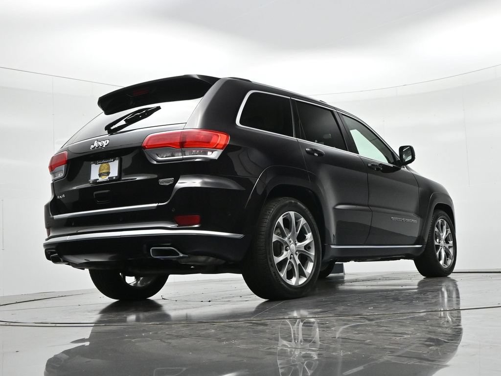 Jeep Grand Cherokee Vehicle Full-screen Gallery Image 22
