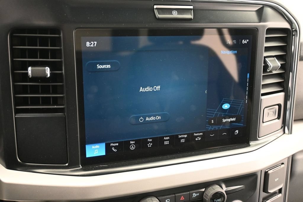 Ford F-250SD Vehicle Full-screen Gallery Image 10