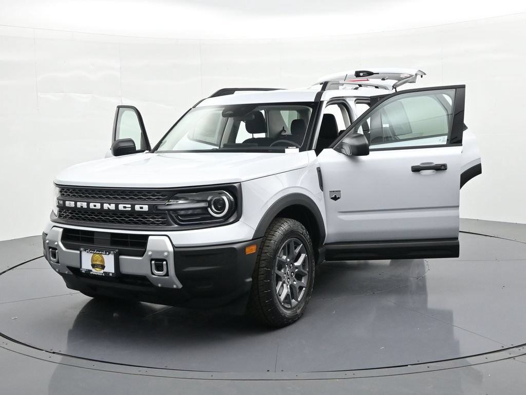 Ford Bronco Sport Vehicle Full-screen Gallery Image 25